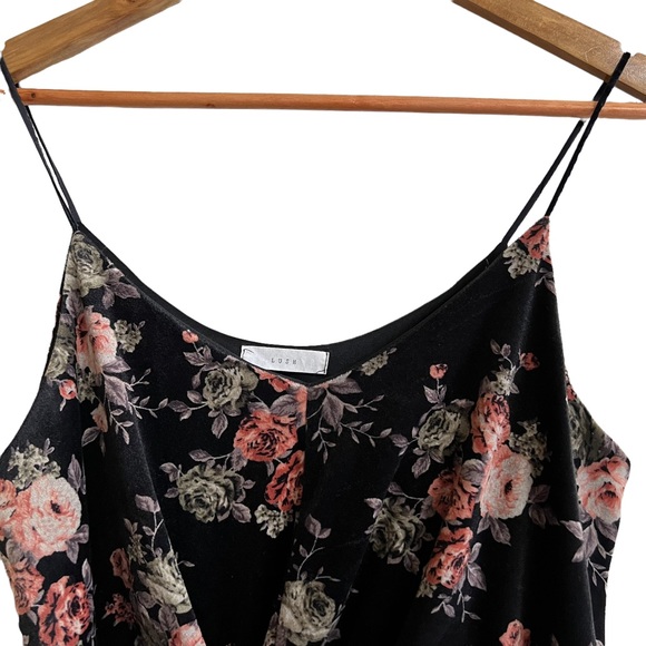 Lush Knot Front Floral Black Velvet Cami - Picture 4 of 7